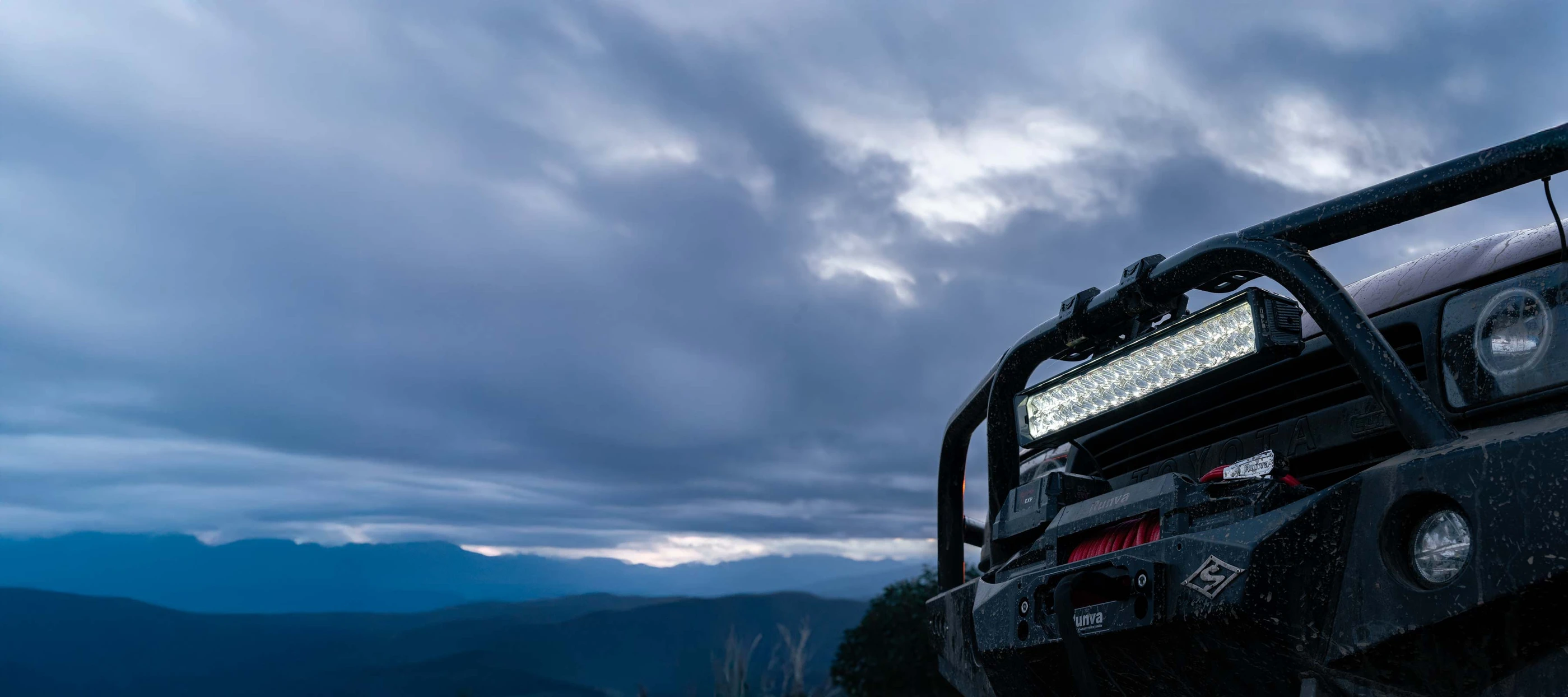 STEDI Sport Plus Double Row 8 inch 12 LED Light Bar